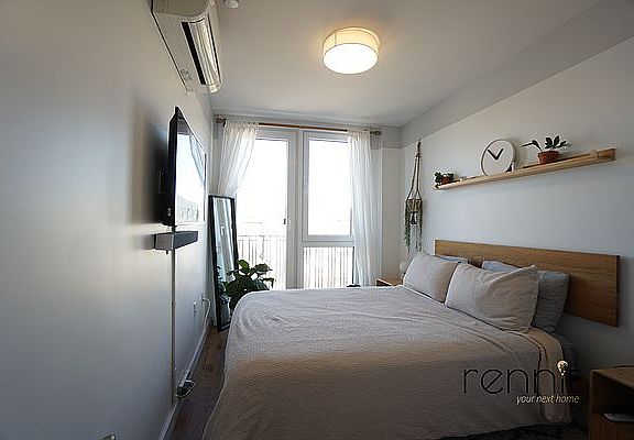 5th image of 774 Lexington Ave APT 3A
