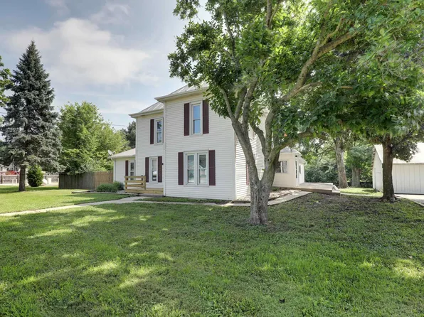 109 Sillman St, Payson, IL 62360