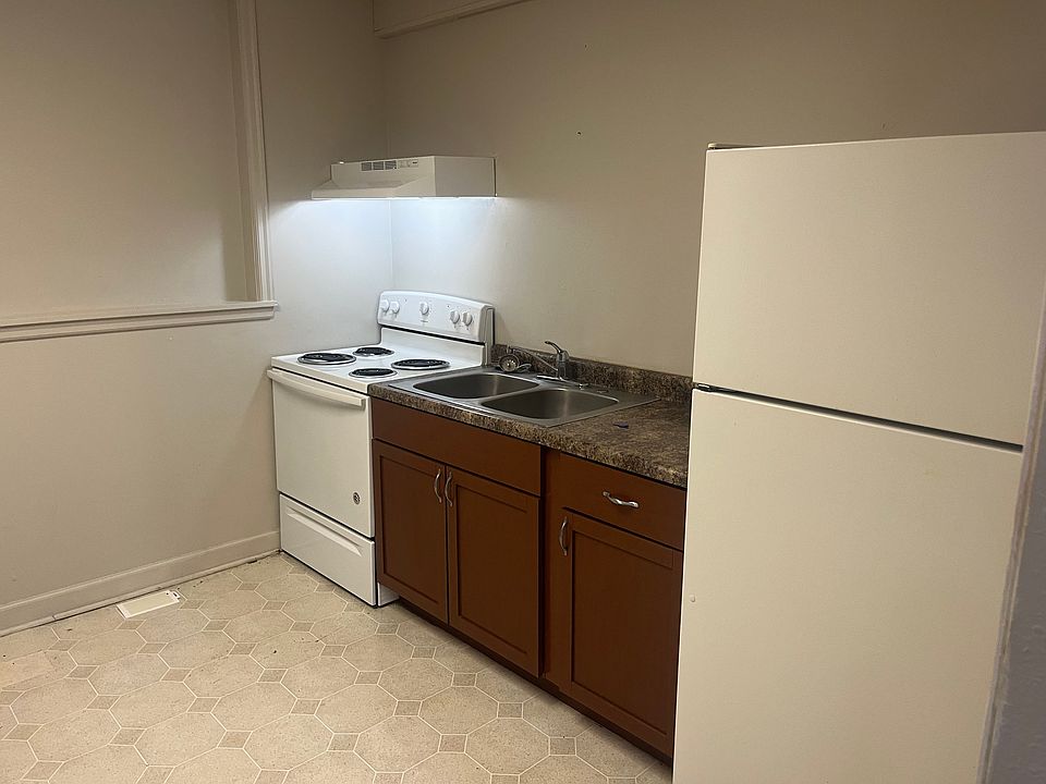 1st image of 108 S Iowa Ave #1