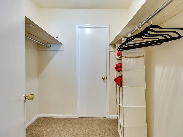 High Country Apartments — Photo 14