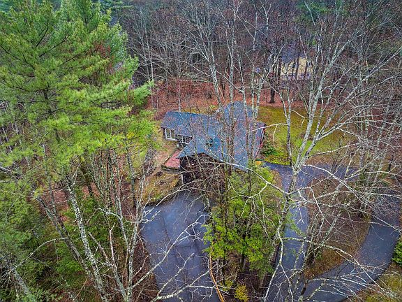 4th image of 2 Millstream Lane