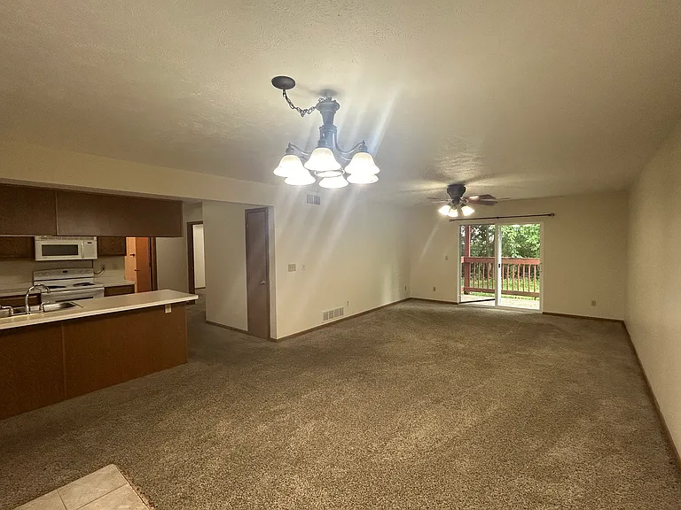 5467 Tall Pines Pkwy #1 — Photo 3
