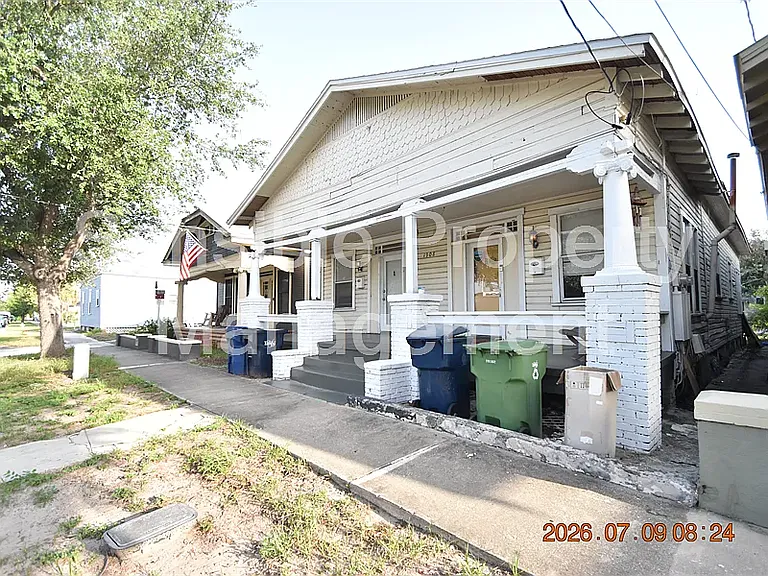 1908 E 15th Ave #A — Photo 3
