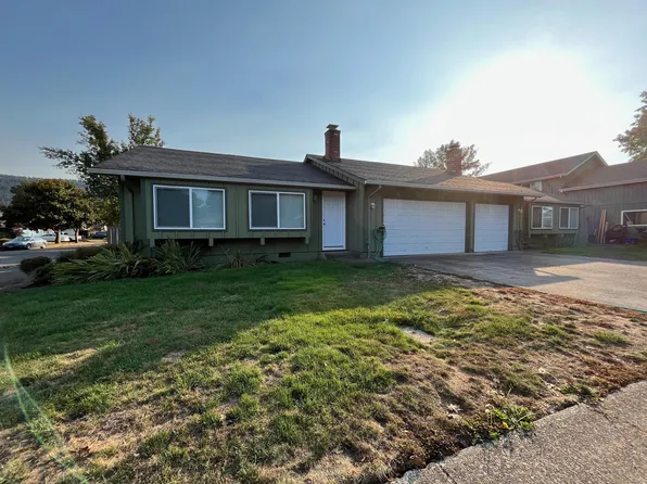 6845 F St, Springfield, OR