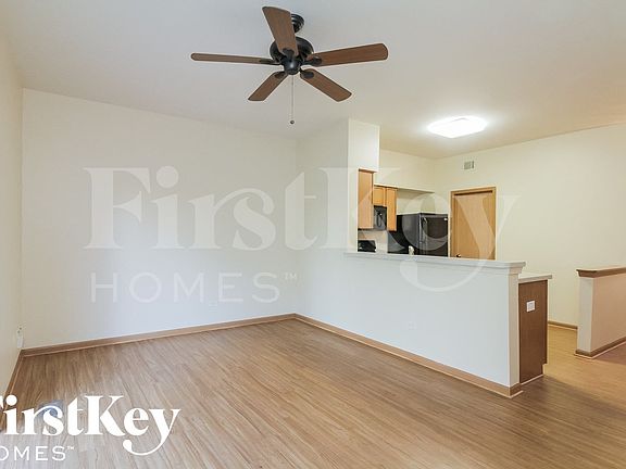 5th image of 2408 Oak Tree Ln