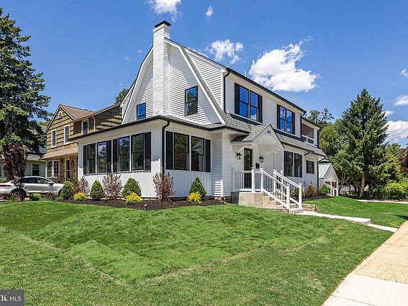 4th image of 401 Avondale Ave
