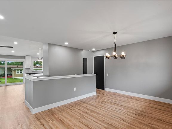 2nd image of 1695 Gallant Fox Dr