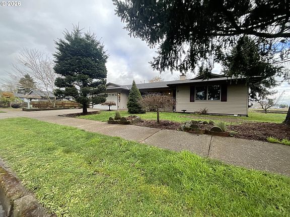 2nd image of 1701 Fir Rd