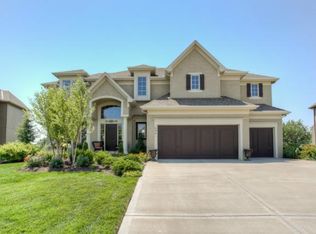 10901 W 163rd Ct, Overland Park, KS 66062