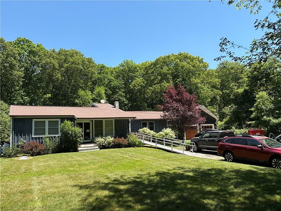 1st image of 11 Paris Irons Rd