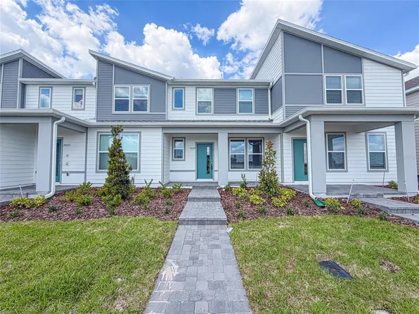 10537 Glowing Beacon St, Orlando, FL 32829