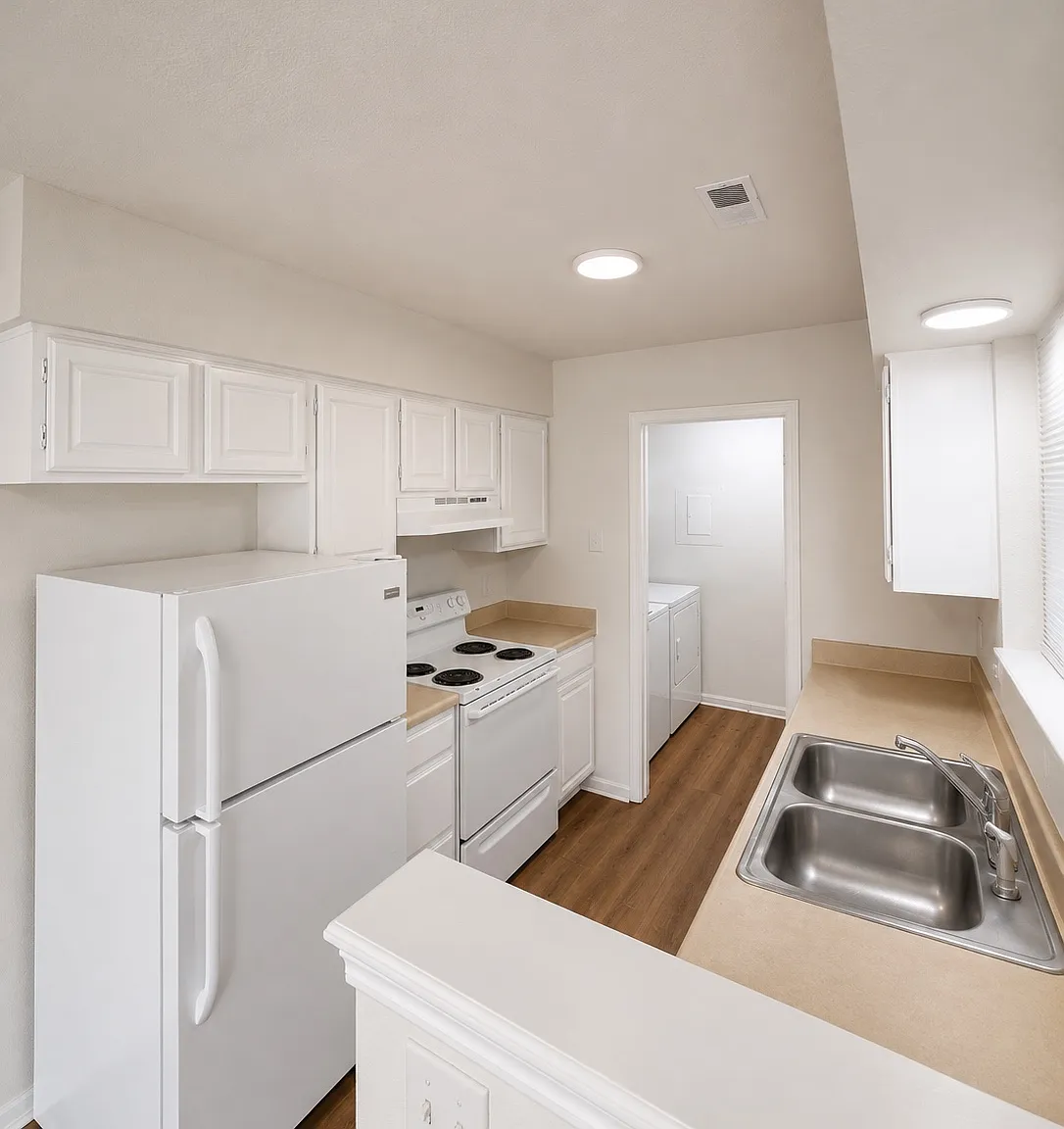 1 bed, 730 sqft, $895 — Photo 3