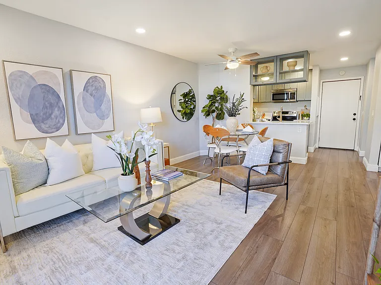 29300 Dixon St #106 — Photo 5