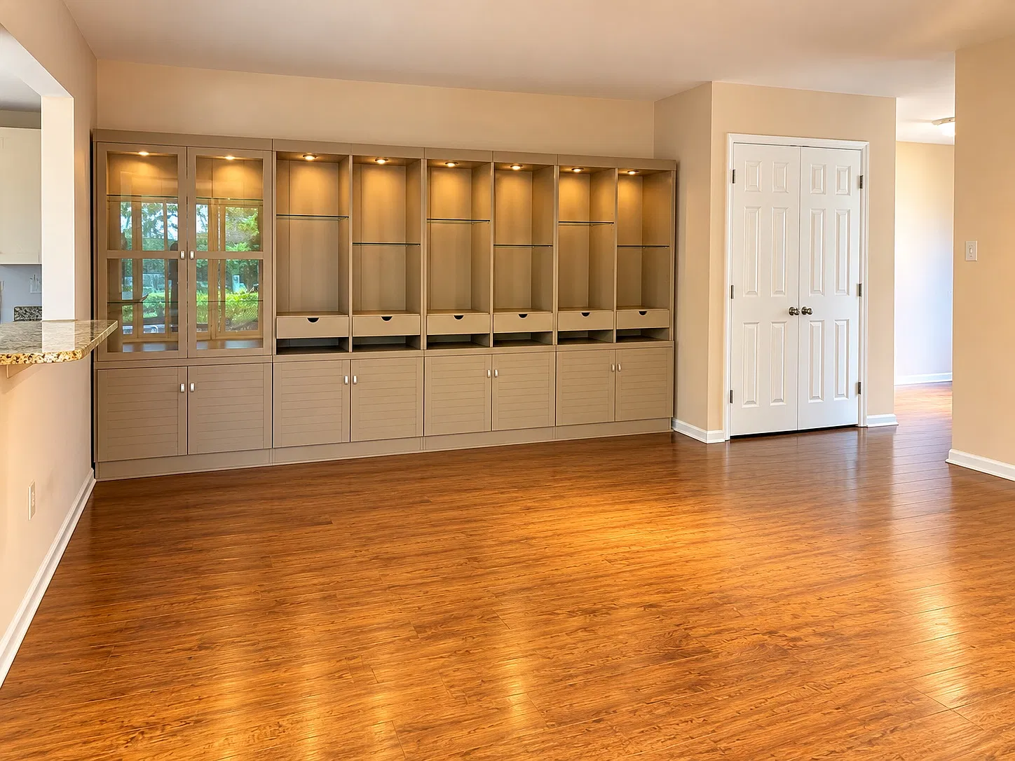 2 bed, 1230 sqft, $2,250 — Photo 2