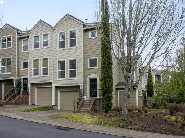 10253 NW Wilshire Ln, Portland, OR 97229