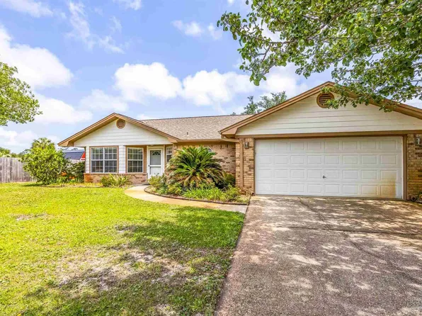 9005 Caribbean Dr, Pensacola, FL 32506