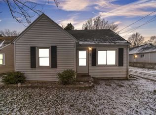 651 Louisa St, Lansing, MI 48911