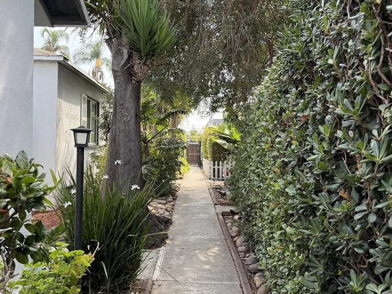 4668 Mississippi St — Photo 9