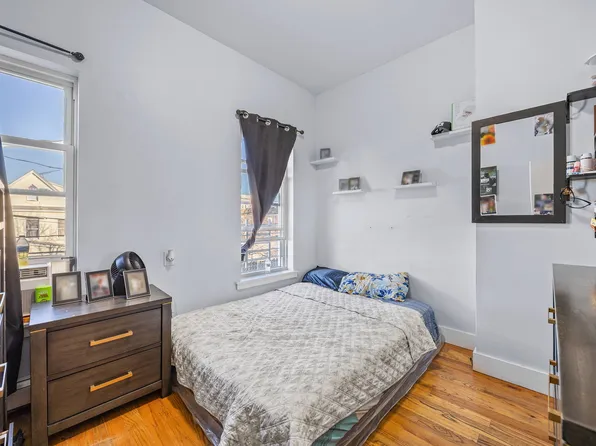 414 Chestnut Street image 18 of 25