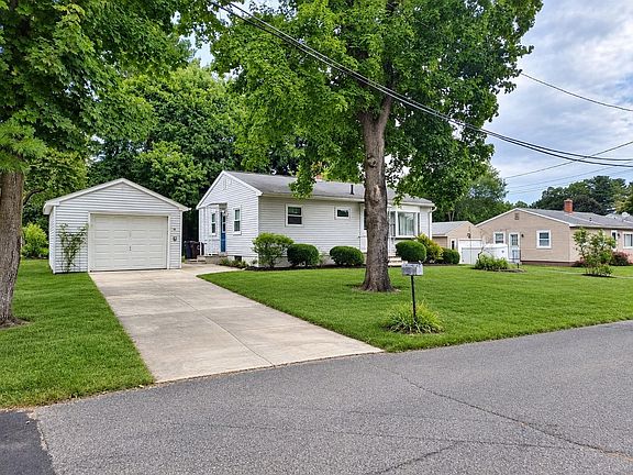 2nd image of 81 Beveridge Blvd