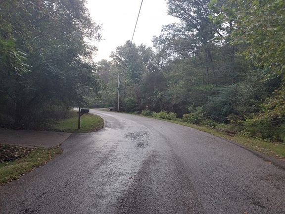 5th image of 17765 Meadow Wood Dr
