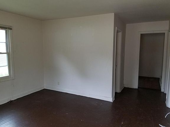 5th image of 2300 Augusta St APT 1