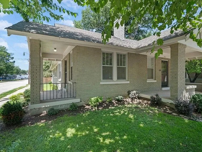 949 S Cox St #2-951 — Photo 12