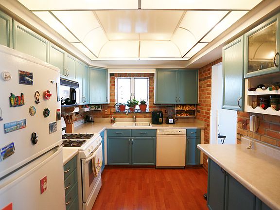 4th image of 1480 Jefferson St APT 601A