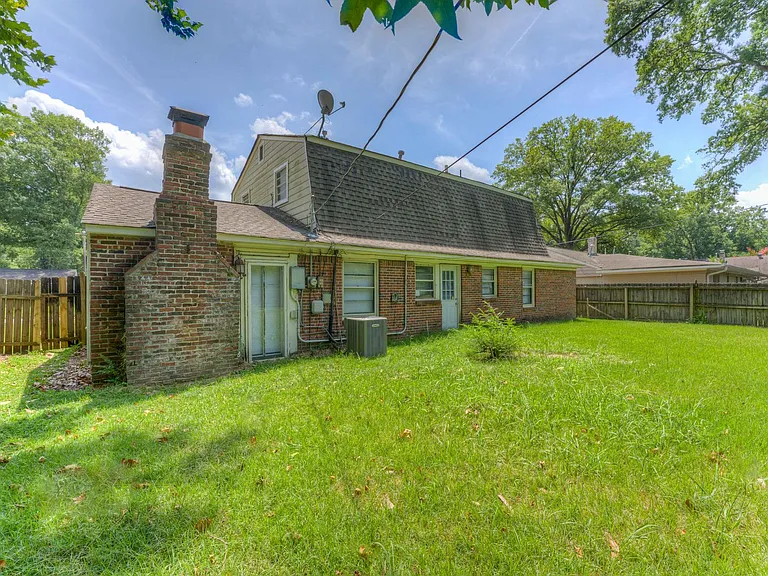 1261 W Perkins Rd — Photo 26