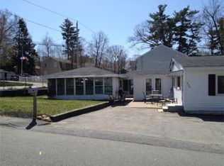 336 Passaconaway Dr, Dracut, MA 01826