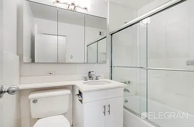 Rented by (Legacy) Elegran