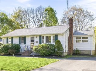 32 Essex Rd, Sharon, MA 02067