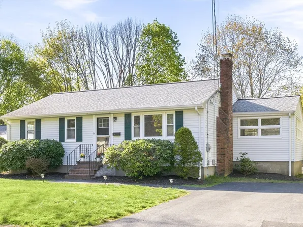 32 Essex Rd, Sharon, MA 02067