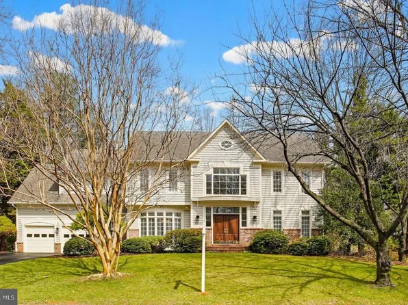 11316 Bright Pond Ln, Reston, VA 20194