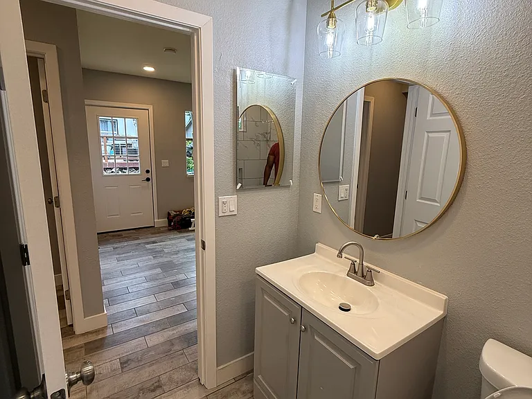 737 Walnut St — Photo 23