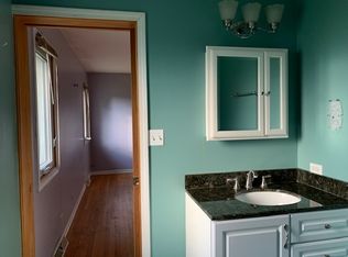 20581 N Eugene Ave, Prairie View, IL 60069