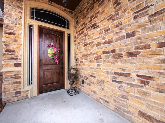 2nd image of 2631 Balchuck Ln