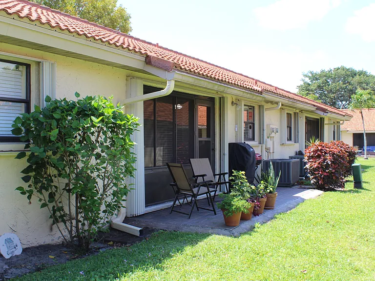 9940 Bauhinia Tree Way #B — Photo 12