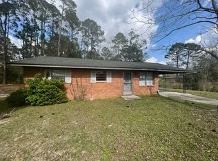 348 Patterson St, Baxley, GA 31513