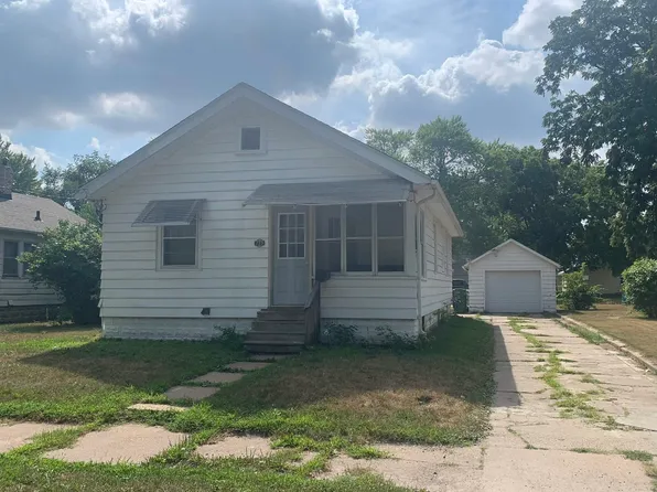 723 Indiana St, Waterloo, IA 50703