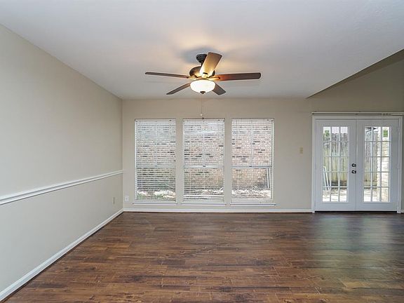 4th image of 3639 Palm Grove Dr
