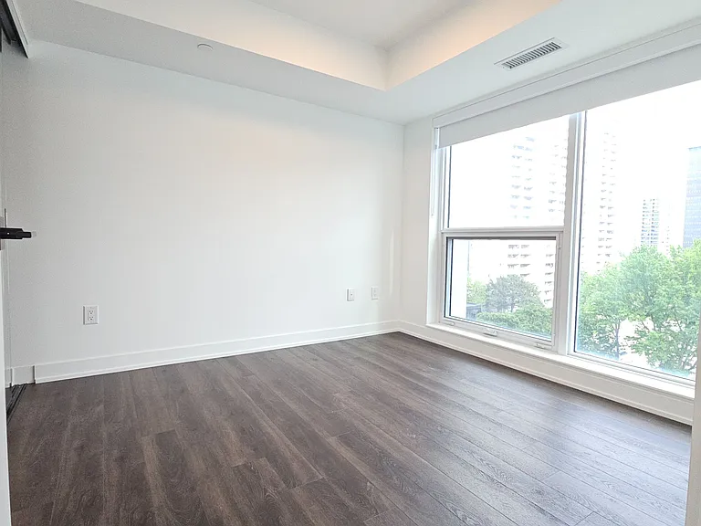 609 Sherbourne St #702 — Photo 12