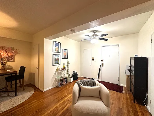 Rented by Nest Seekers International | media 3