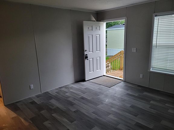 3rd image of 787 Stoneham Dr #90