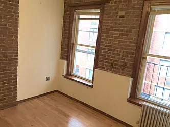 Rented by Urban Real Estate Inc