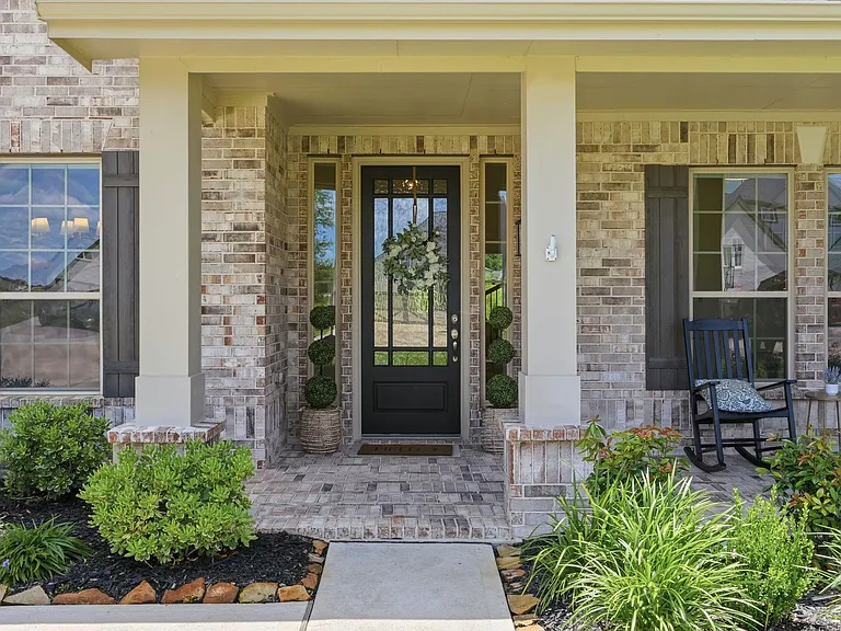 208 Peninsula Point Dr — Photo 3