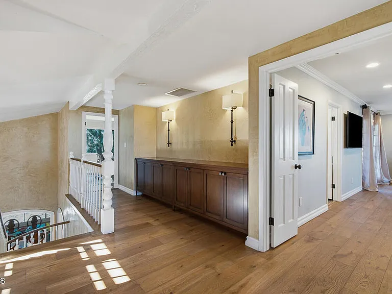 290 Saint Katherine La Canada — Photo 23