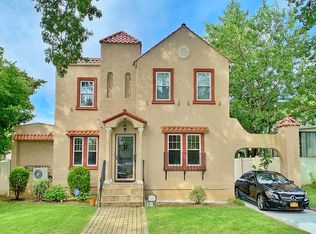 8258 235th St, Queens Village, NY 11427