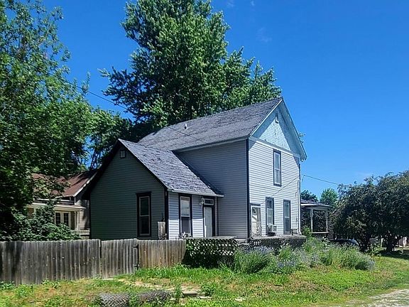 3rd image of 519 N D St