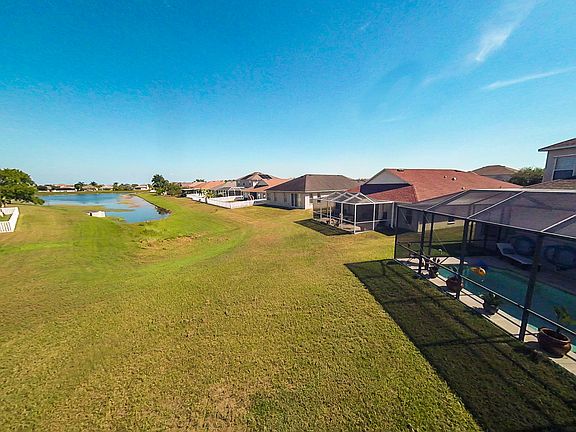 4th image of 414 Stone Briar Dr